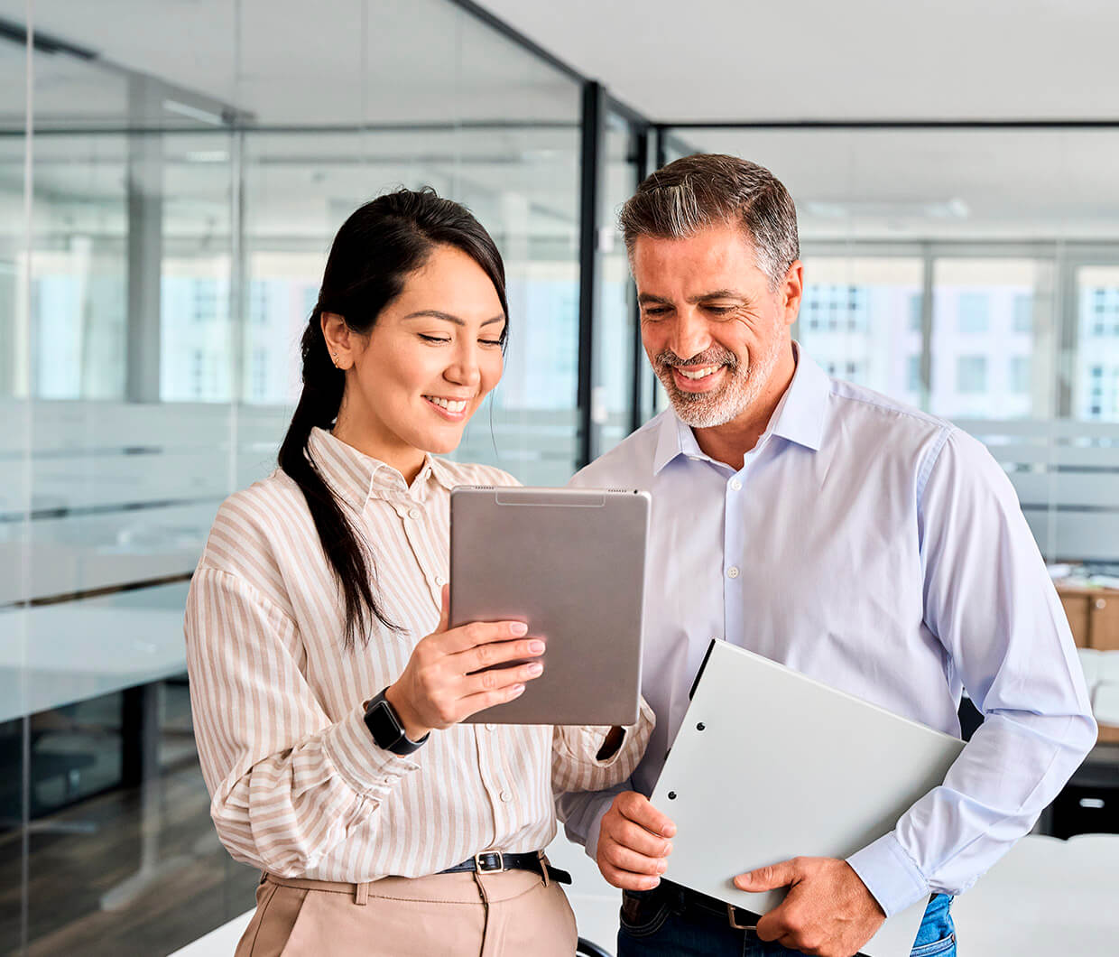 Meet the AI Assistants: Discover the New Agents that Help Your IT Team and Business Users Get More Done Faster