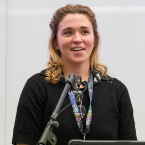 Dr Isabel Straw